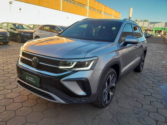 VOLKSWAGEN TAOS 1.4 250 TSI TOTAL FLEX HIGHLINE AUTOMÁTICO